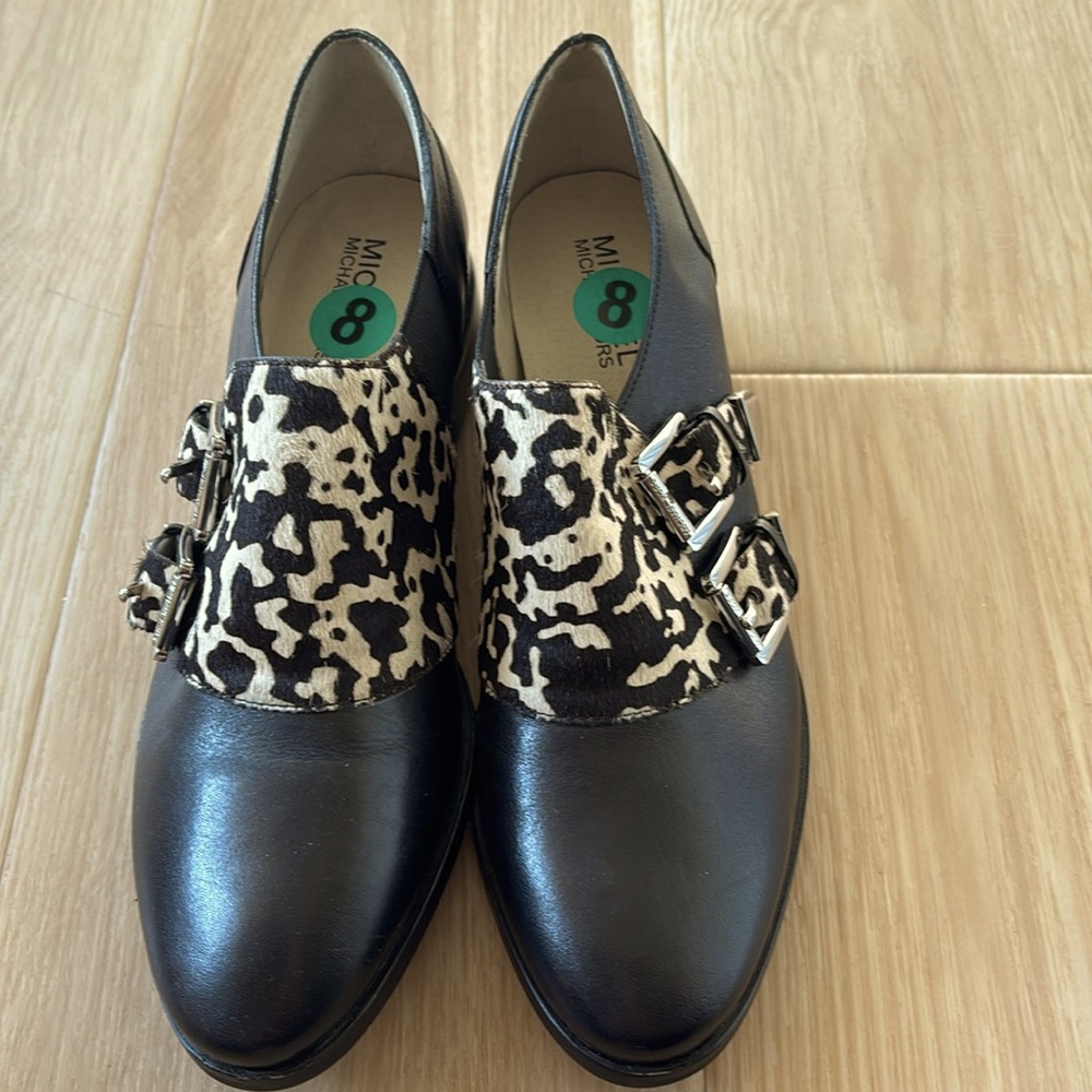 🔆Sale 🔆Michael Kors, Size 8 MK, shoes